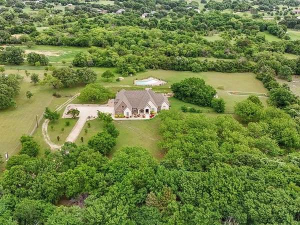 4.6 Acres of Residential Land with Home for Sale in Mansfield, Texas