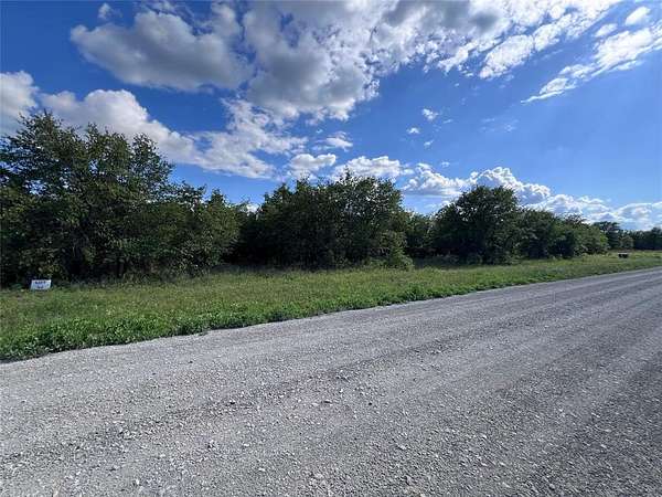 1.2 Acres of Residential Land for Sale in Clyde, Texas