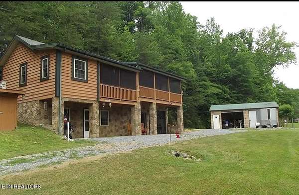 1.82 Acres of Residential Land with Home for Sale in Del Rio, Tennessee