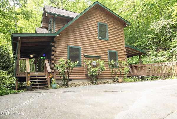 2.63 Acres of Residential Land with Home for Sale in Townsend, Tennessee