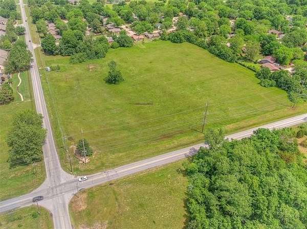 6.19 Acres of Commercial Land for Sale in Broken Arrow, Oklahoma