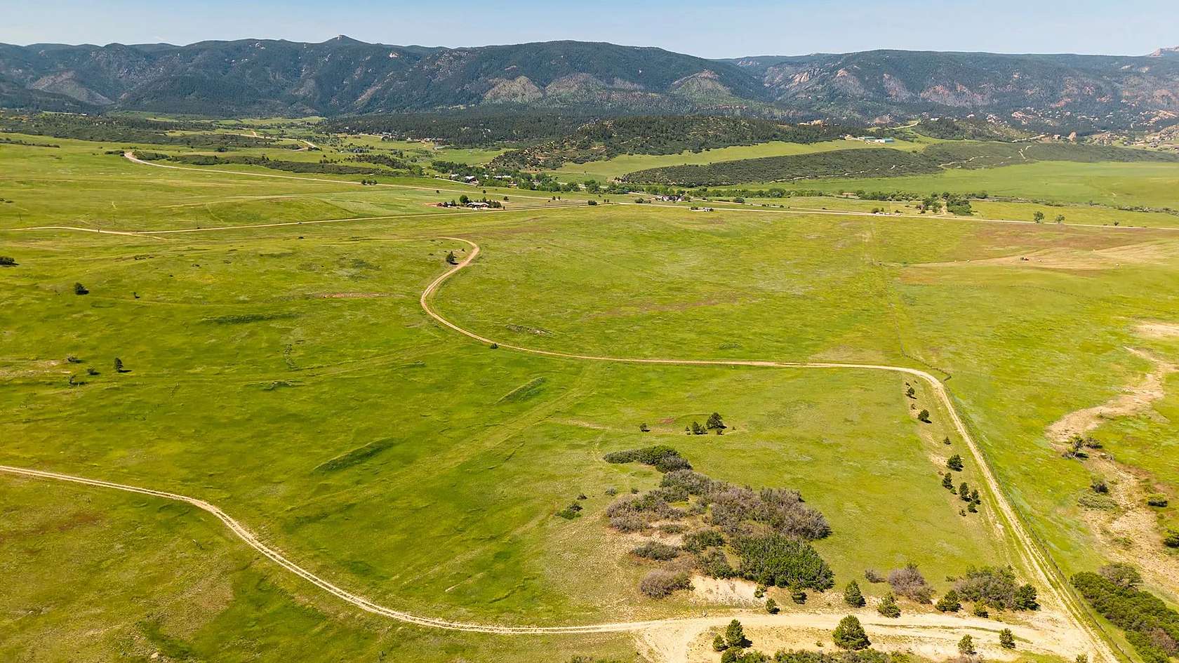 60 Acres of Land for Sale in Larkspur, Colorado