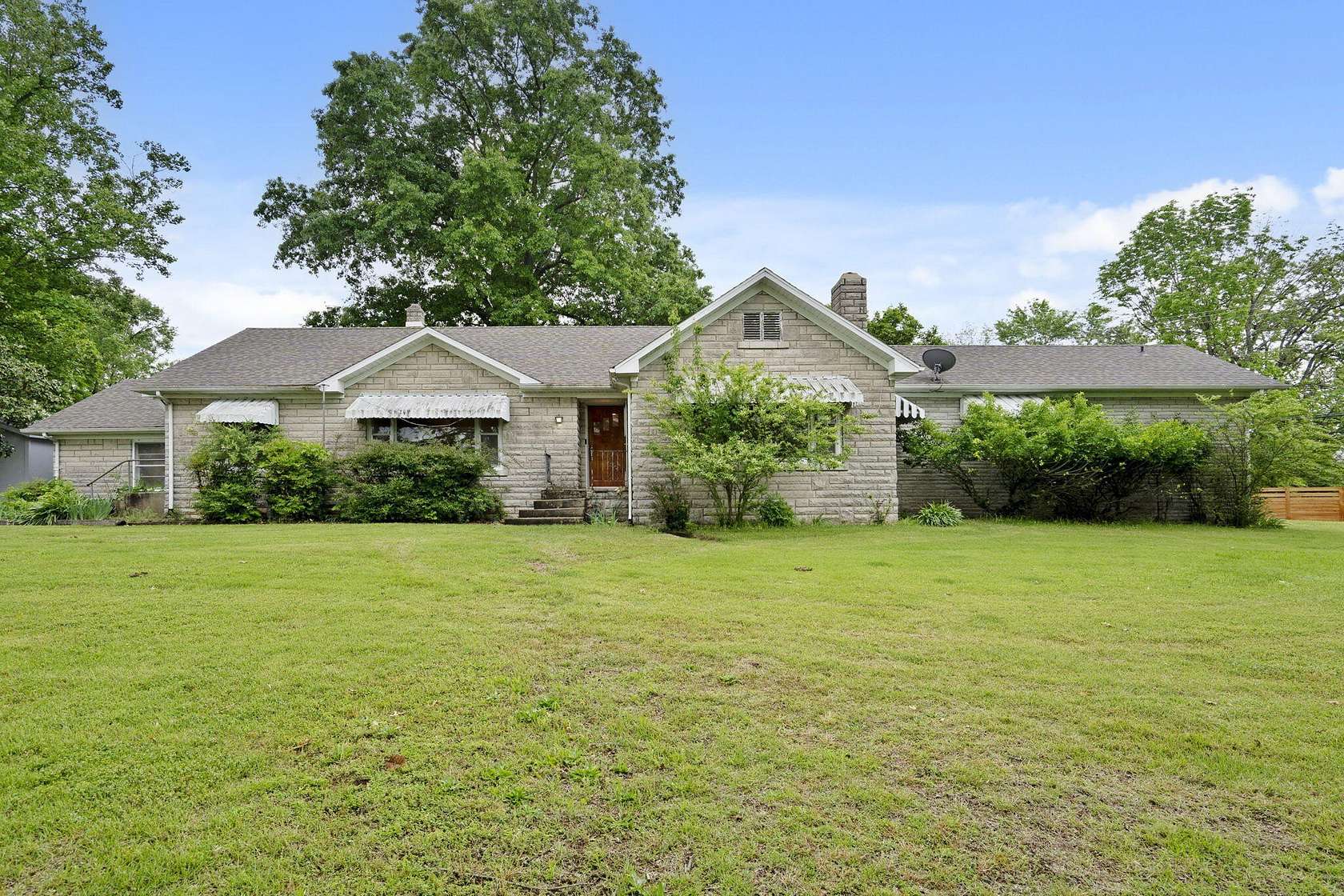 1.87 Acres of Residential Land with Home for Sale in Forsyth, Missouri