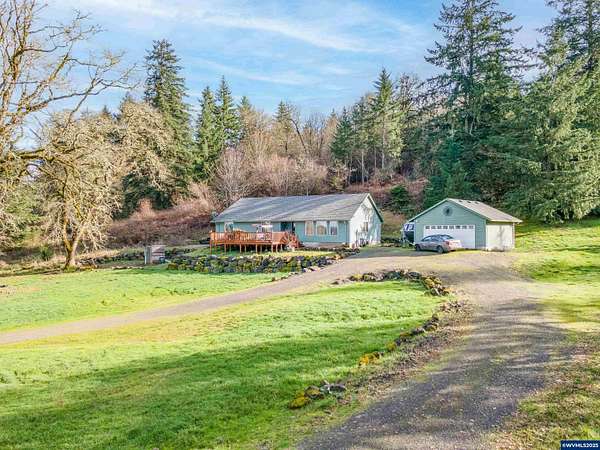 21 Acres of Land with Home for Sale in Lebanon, Oregon