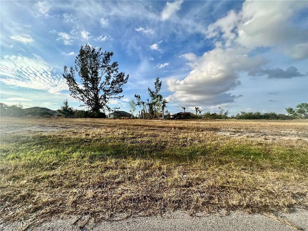 0.44 Acres of Land for Sale in Cape Coral, Florida