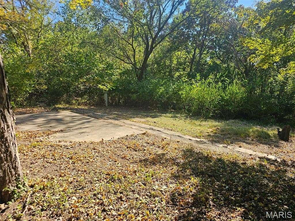 2 Acres of Residential Land for Sale in Cedar Hill, Missouri