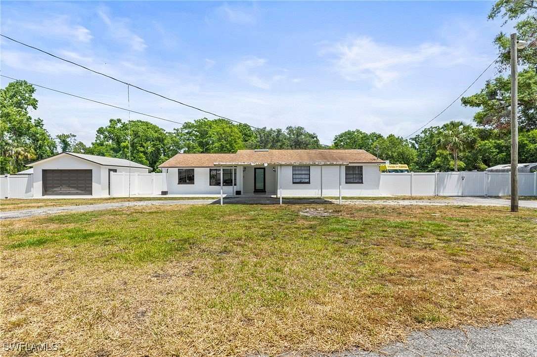 2.86 Acres of Residential Land with Home for Sale in Valrico, Florida