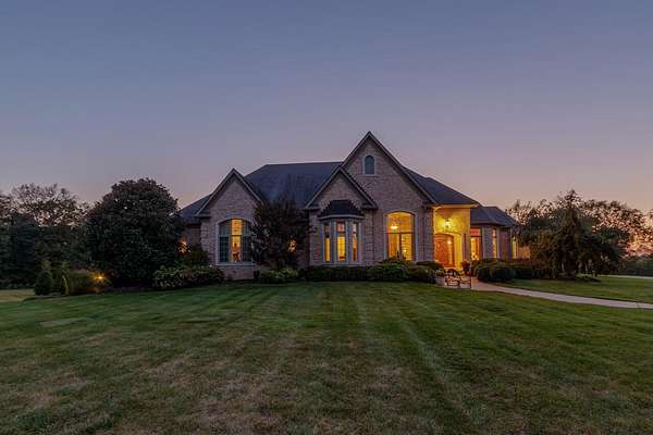 5 Acres of Residential Land with Home for Sale in Nicholasville, Kentucky