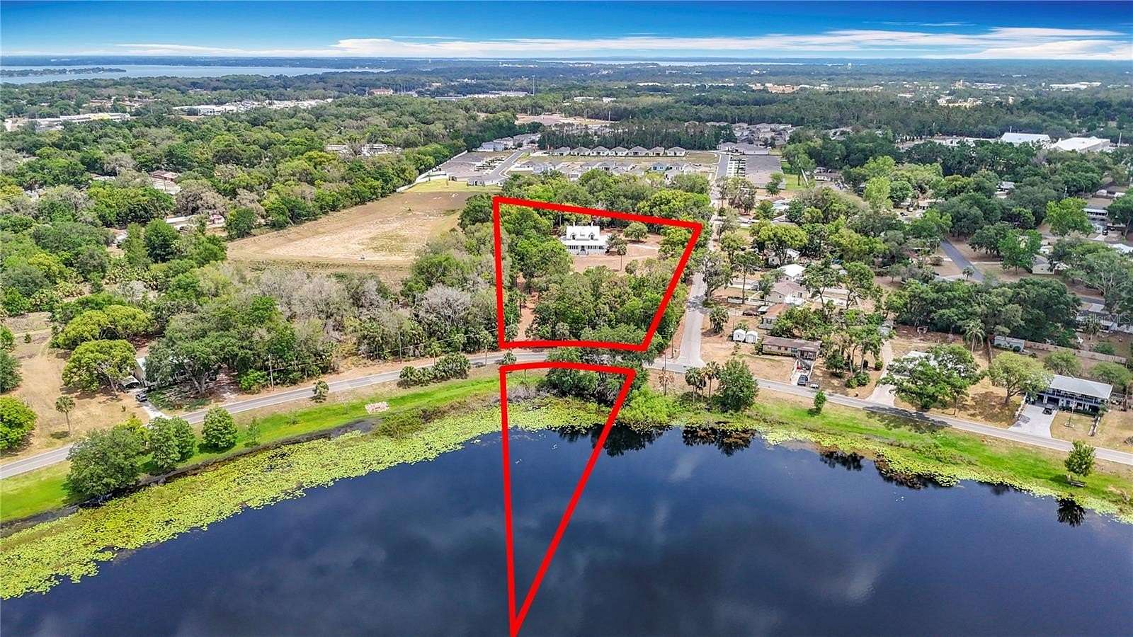 2.7 Acres of Improved Mixed-Use Land for Sale in Fruitland Park, Florida