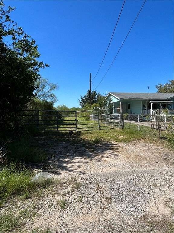 3.2 Acres of Residential Land with Home for Sale in Alice, Texas