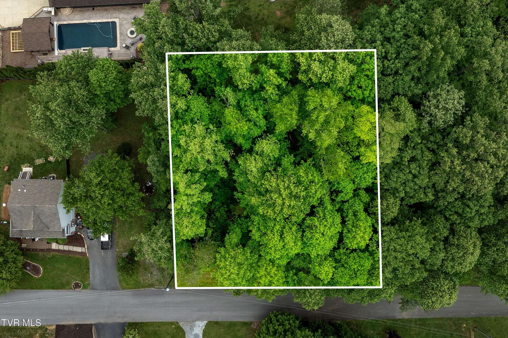 0.5 Acres of Land for Sale in Johnson City, Tennessee