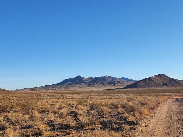 0.74 Acres of Residential Land for Sale in Kingman, Arizona