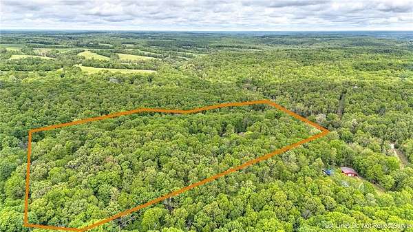 11 Acres of Land with Home for Sale in Pea Ridge, Arkansas