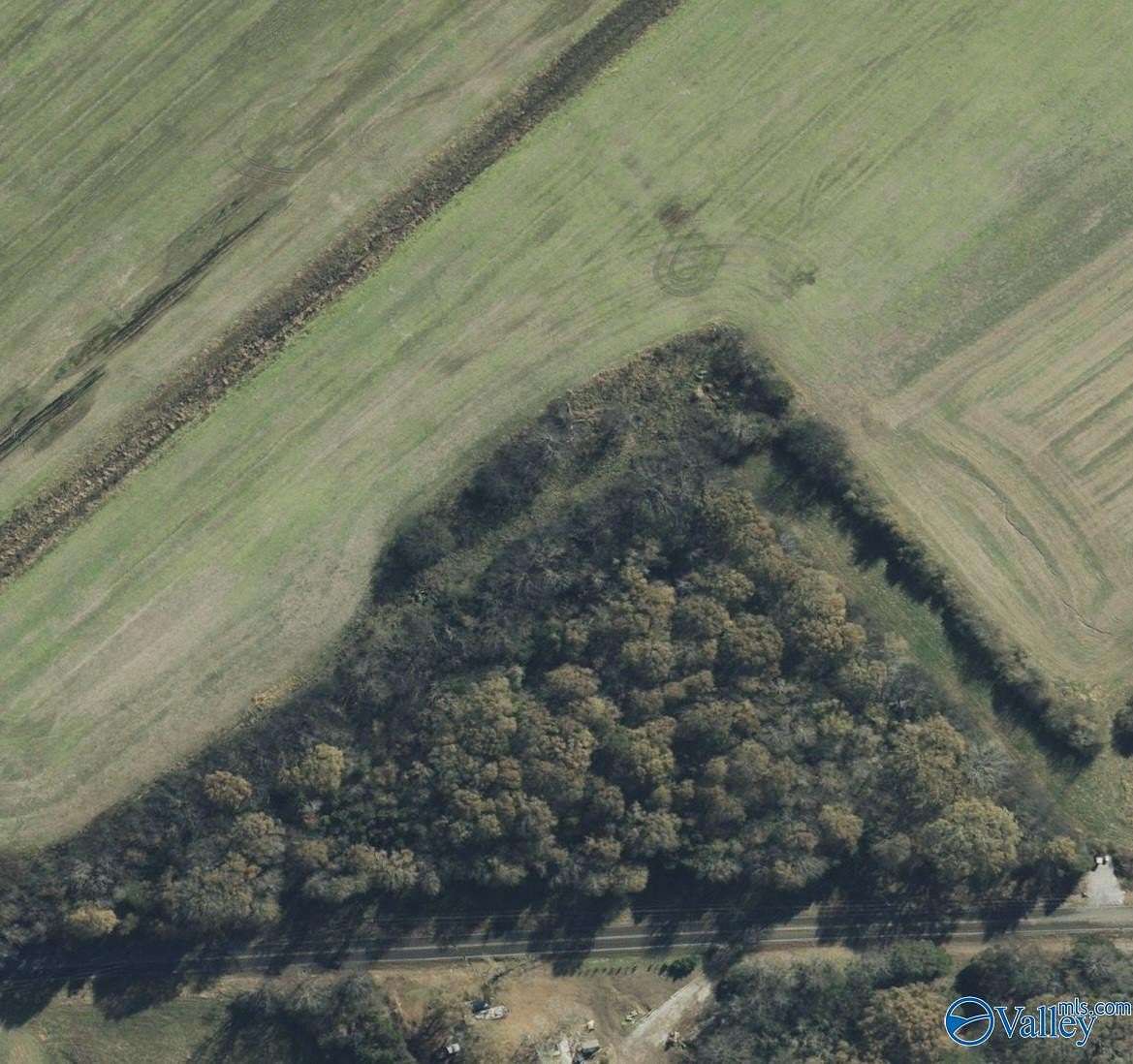 3.7 Acres of Land for Sale in Paint Rock, Alabama