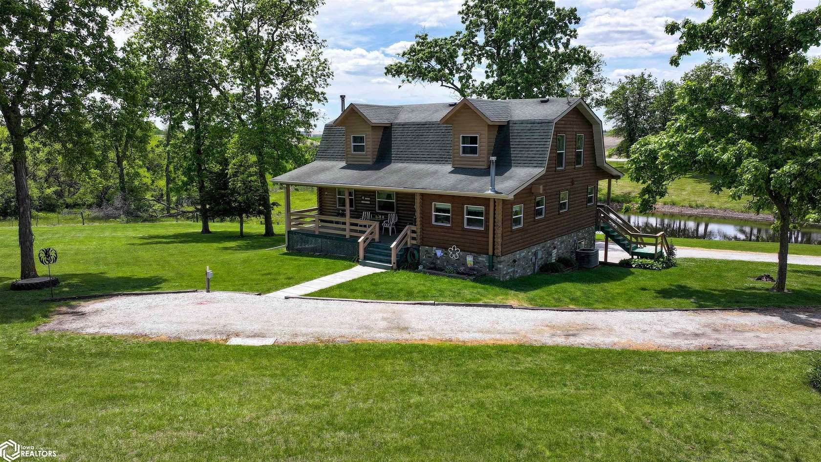 4.76 Acres of Residential Land with Home for Sale in Brighton, Iowa