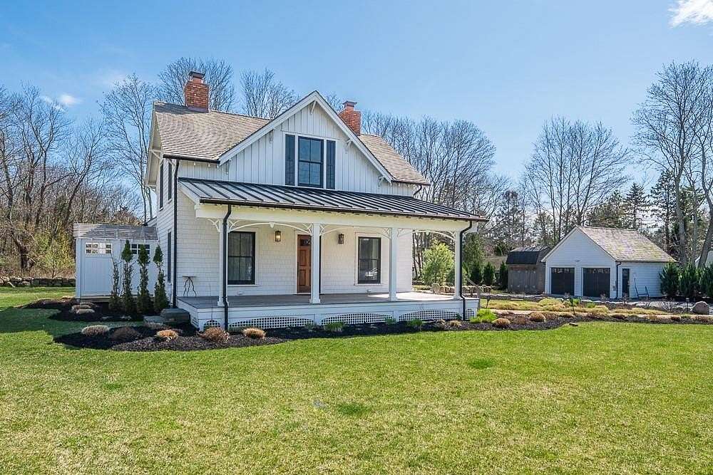 7.3 Acres of Residential Land with Home for Lease in Mattituck, New York