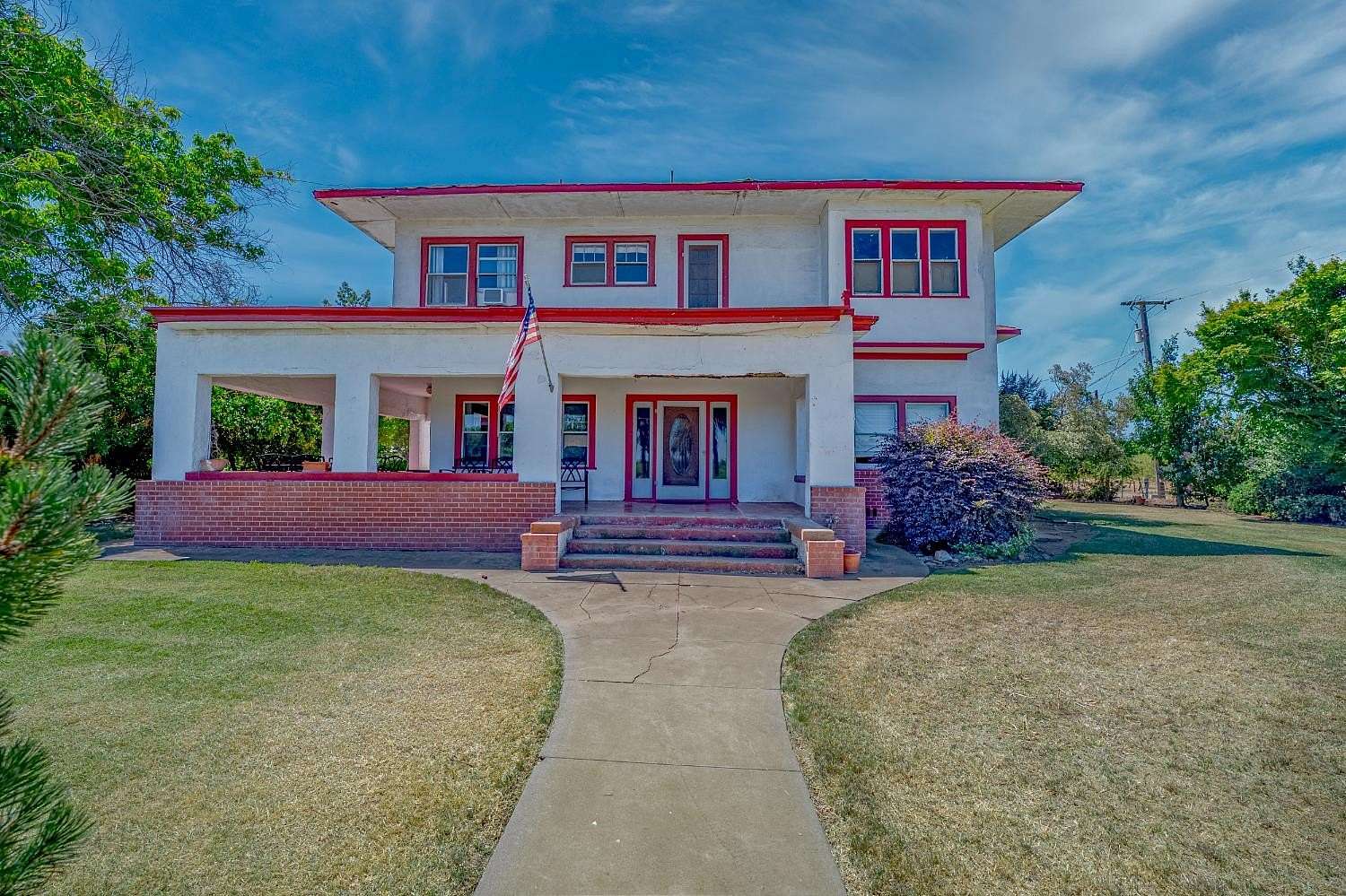 38.9 Acres of Land with Home for Sale in Le Grand, California