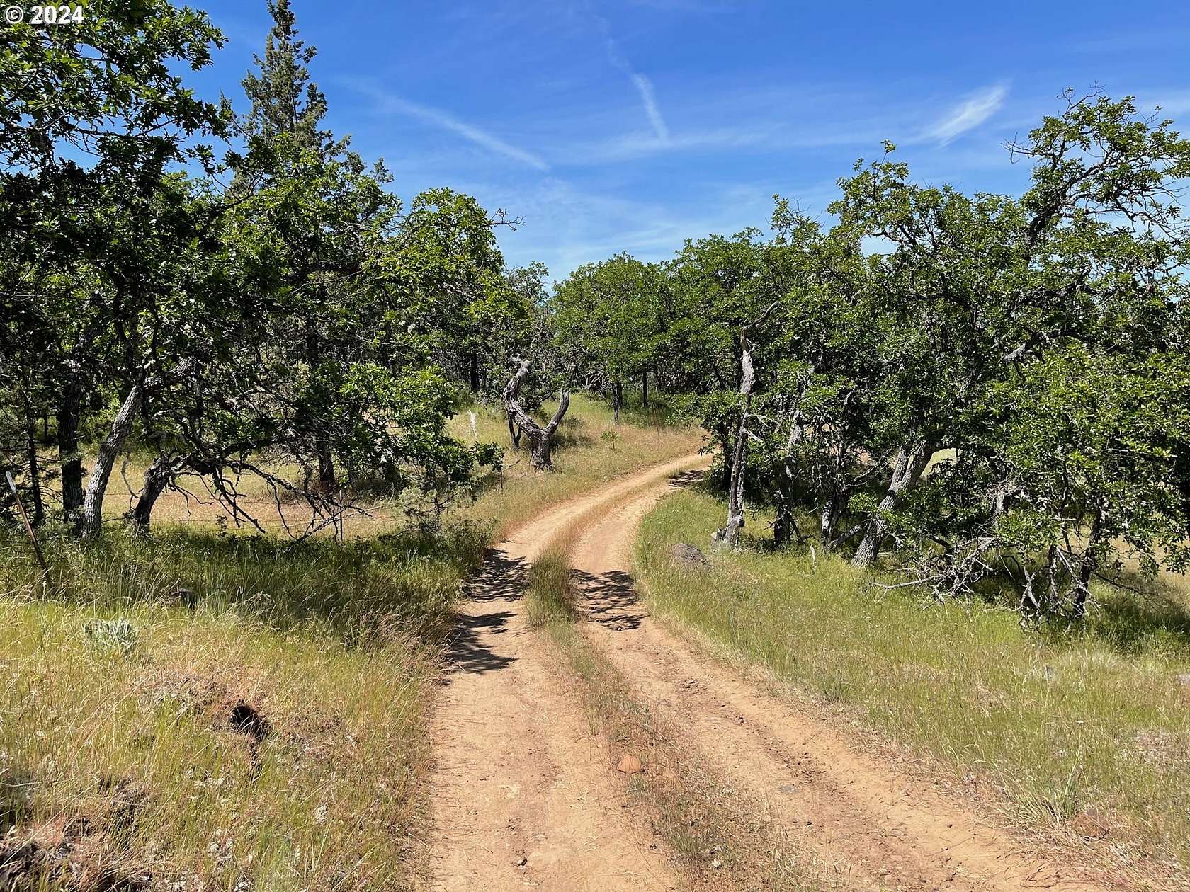 5 Acres of Land for Sale in Goldendale, Washington