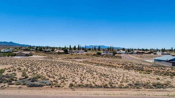 0.37 Acres of Residential Land for Sale in Kingman, Arizona
