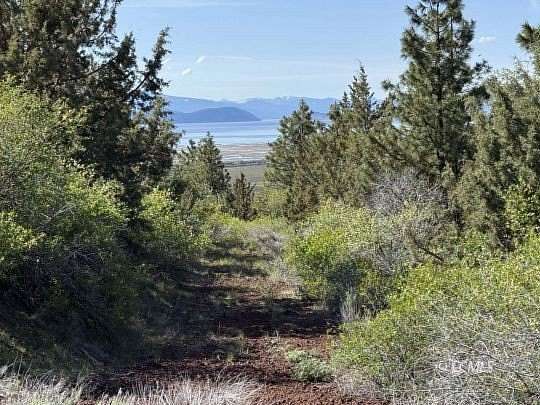 5 Acres of Residential Land for Sale in Klamath Falls, Oregon