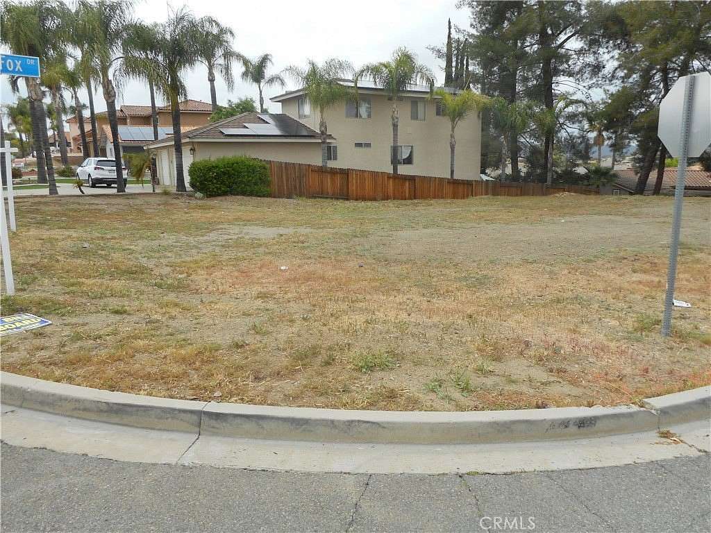 0.17 Acres of Residential Land for Sale in Canyon Lake, California