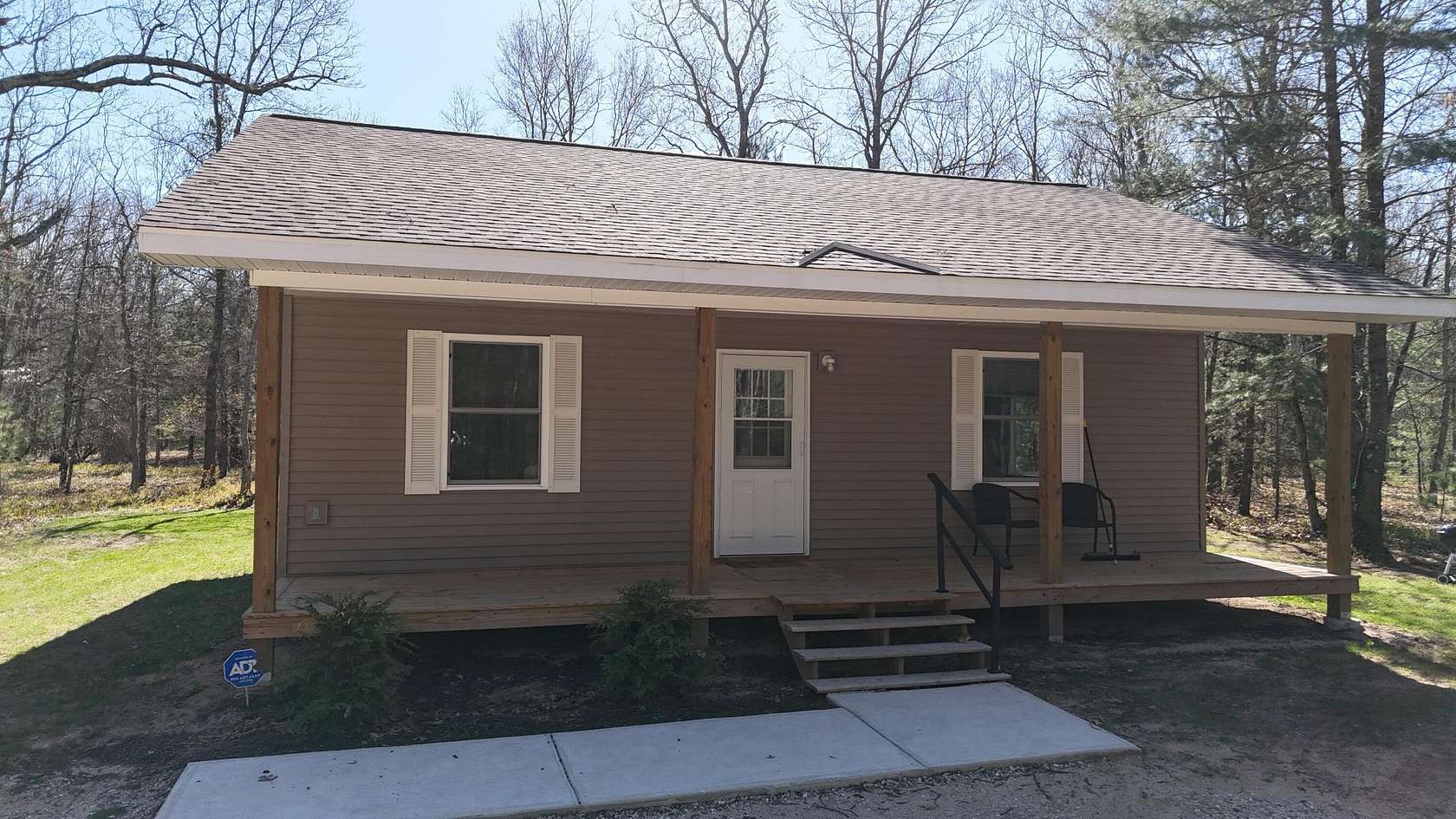 2.59 Acres of Residential Land with Home for Sale in Manistee Township, Michigan