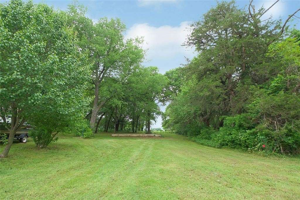 0.17 Acres of Land for Sale in Gainesville, Texas