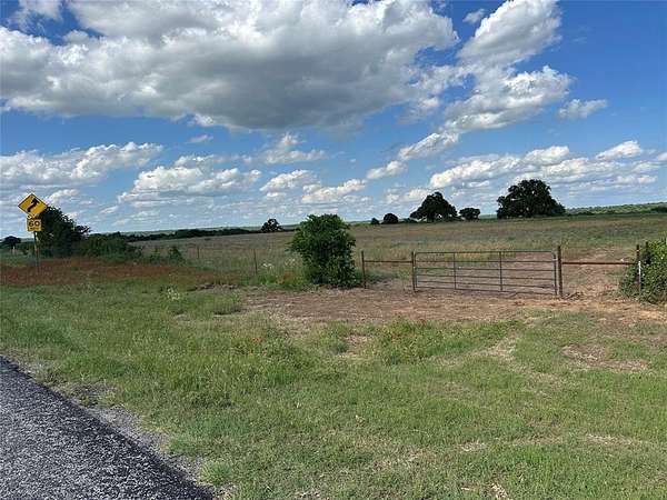 7.7 Acres of Land for Sale in Comanche, Texas