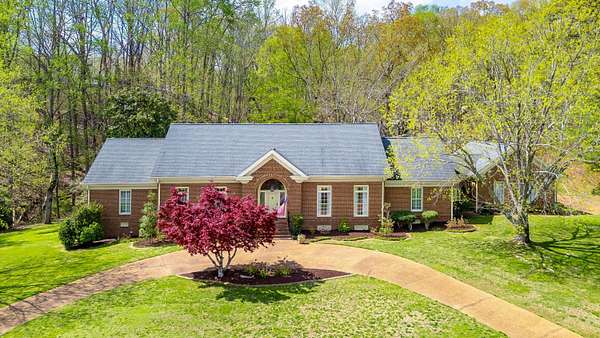 2 Acres of Residential Land with Home for Sale in Cleveland, Tennessee