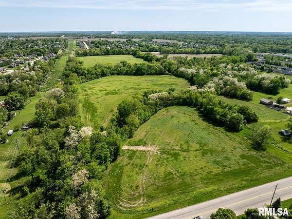 40.5 Acres of Land for Sale in Quincy, Illinois