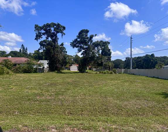 0.26 Acres of Residential Land for Sale in Port St. Lucie, Florida