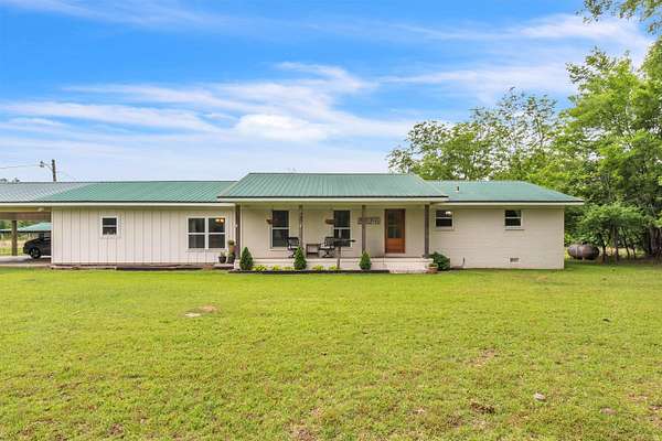 3 Acres of Residential Land with Home for Sale in Aliceville, Alabama