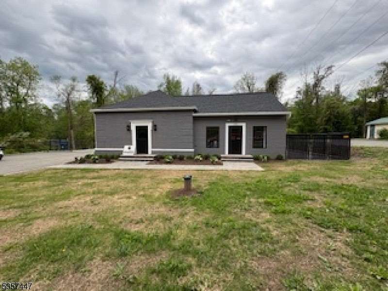 0.32 Acres of Commercial Land for Sale in Chester Township, New Jersey