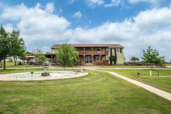 31 Acres of Agricultural Land with Home for Sale in Decatur, Texas