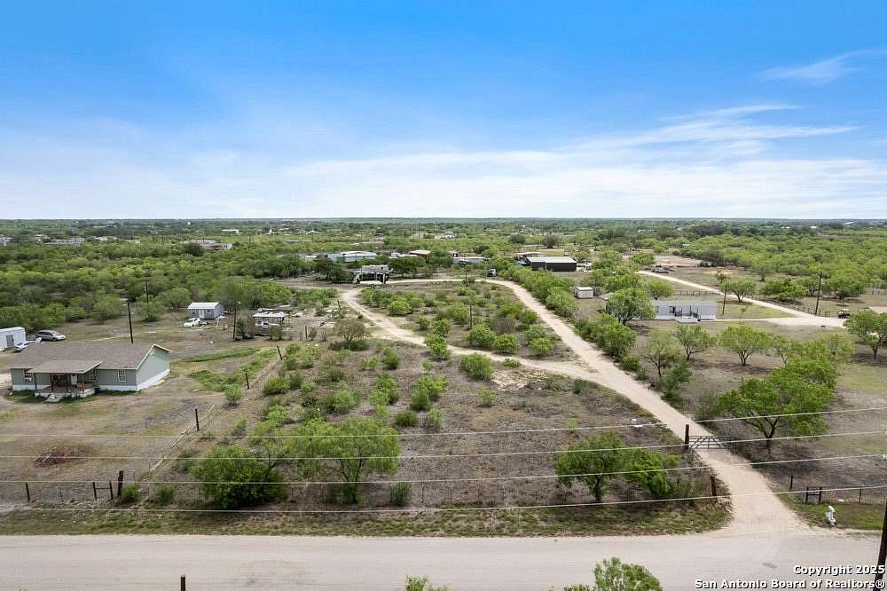 5 Acres of Residential Land for Sale in Hondo, Texas