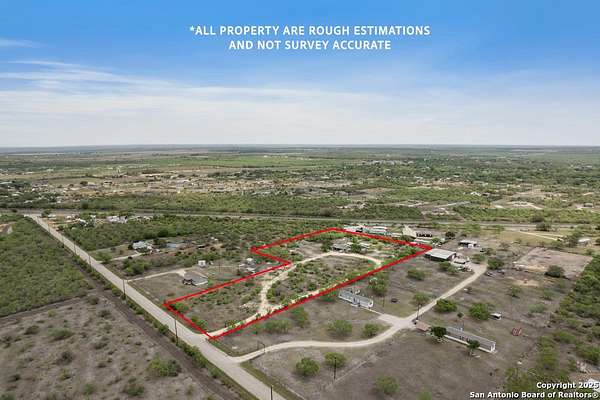 5 Acres of Residential Land for Sale in Hondo, Texas