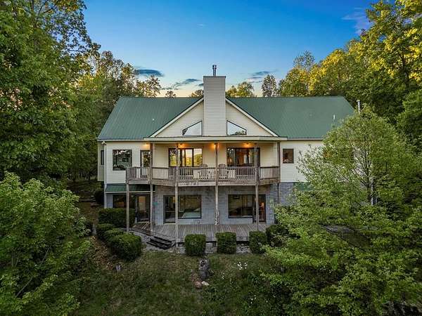 4 Acres of Residential Land with Home for Sale in Monterey, Tennessee