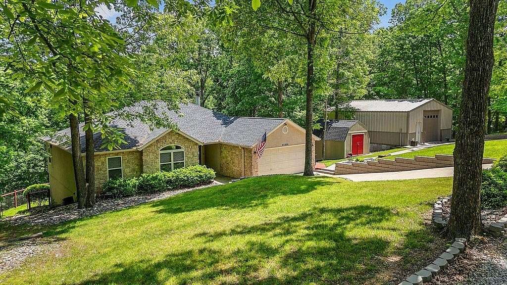 1.64 Acres of Residential Land with Home for Sale in Springdale, Arkansas