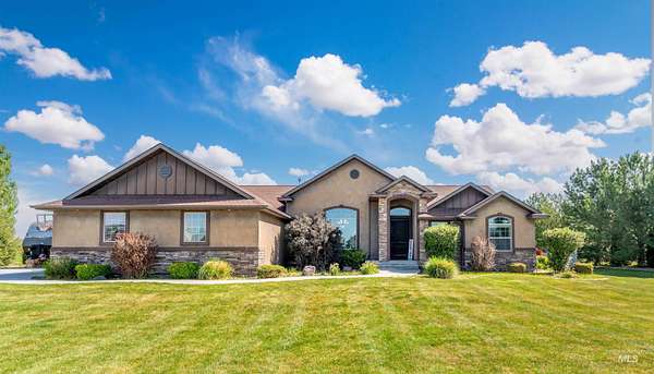 1.59 Acres of Residential Land with Home for Sale in Kimberly, Idaho