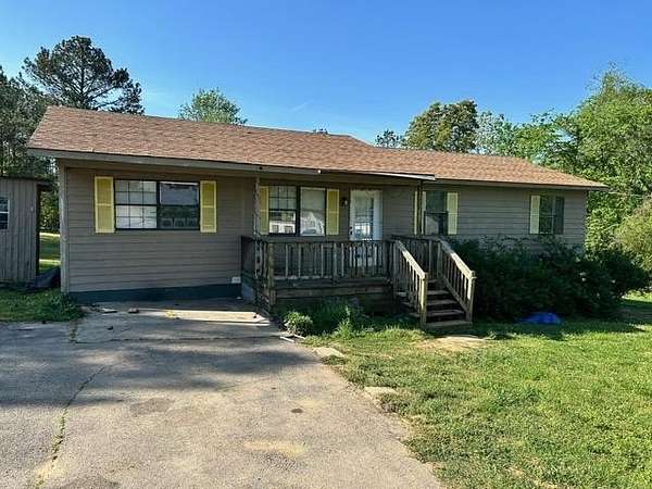 19.3 Acres of Land with Home for Sale in Chatsworth, Georgia