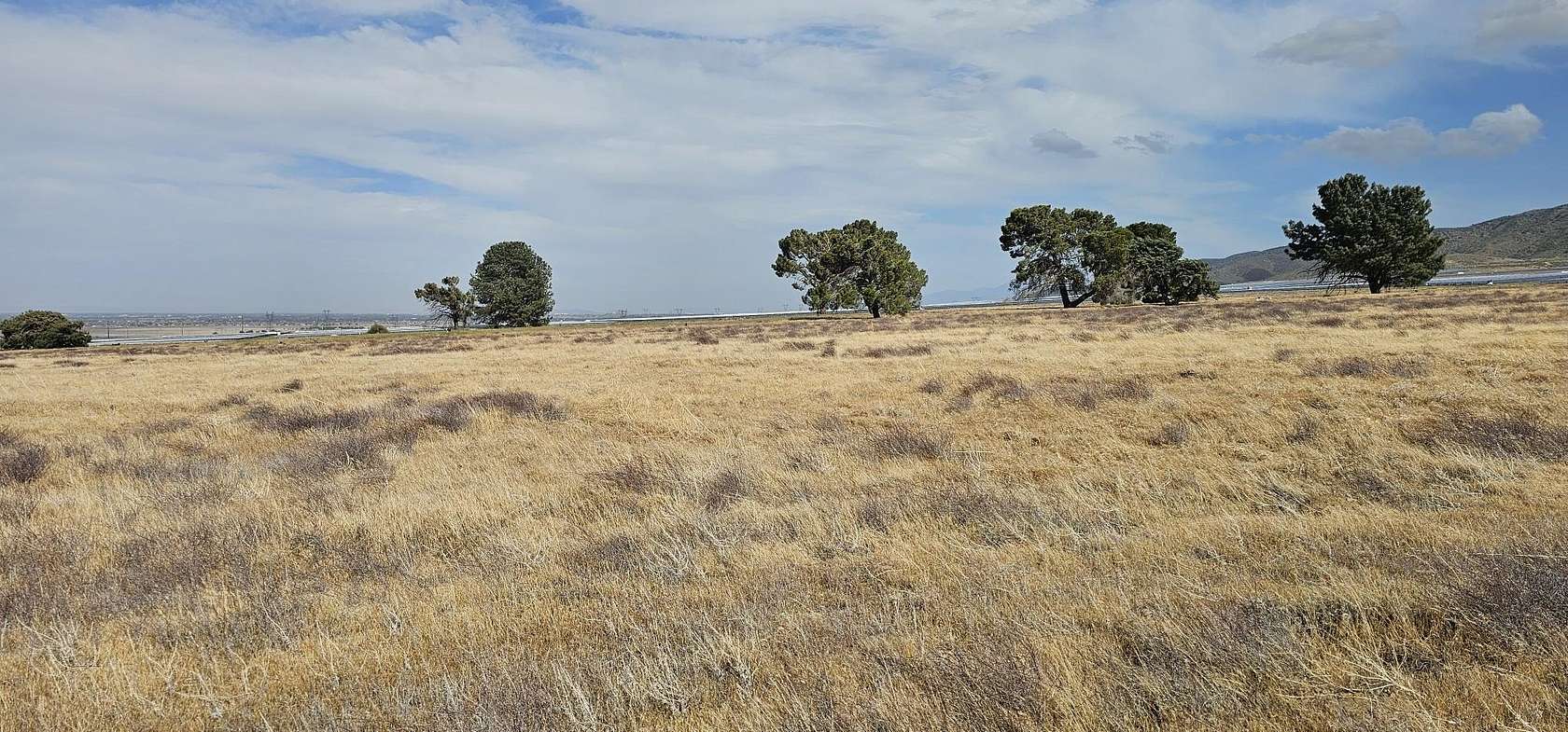 2.5 Acres of Land for Sale in Lancaster, California