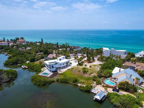 0.98 Acres of Residential Land for Sale in Nokomis, Florida