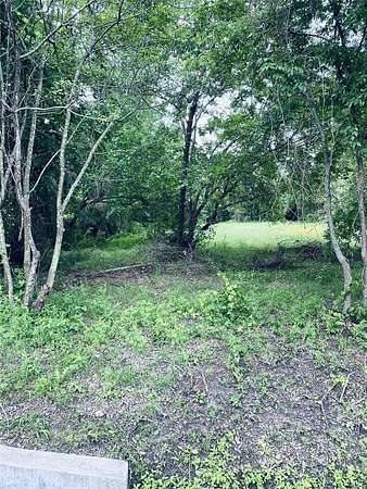 1.54 Acres of Residential Land for Sale in DeSoto, Texas