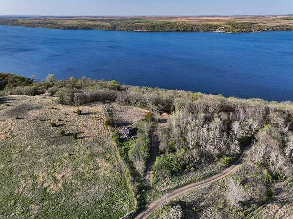Land for Sale in Corona, South Dakota