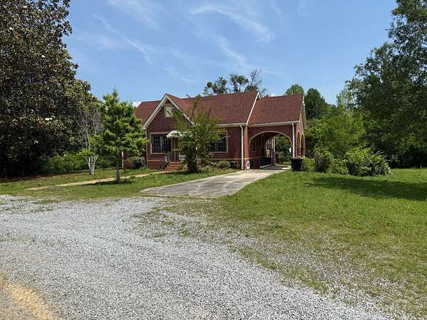 6.4 Acres of Residential Land with Home for Auction in Gadsden, Alabama