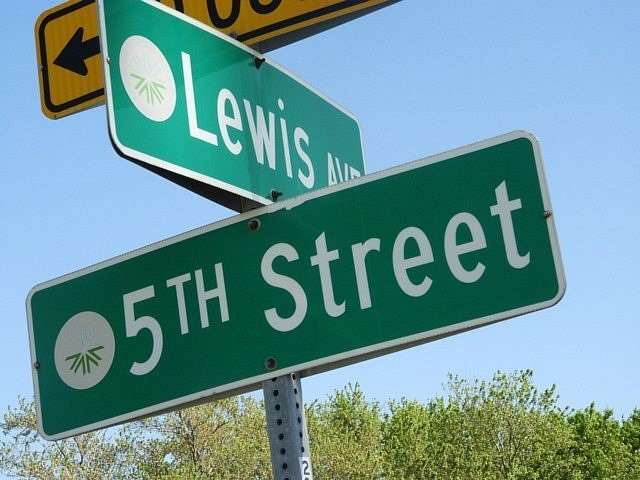 15 Acres of Mixed-Use Land for Sale in Winthrop Harbor, Illinois