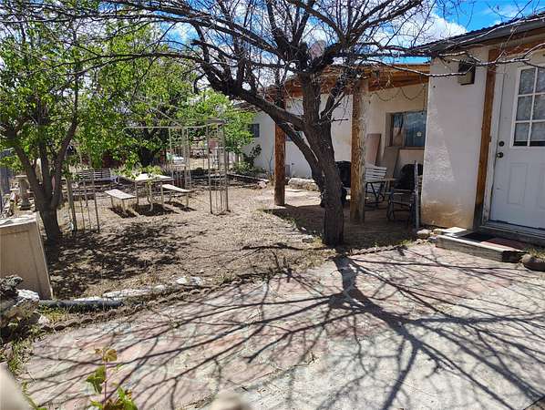 1.5 Acres of Residential Land with Home for Sale in Estaca, New Mexico