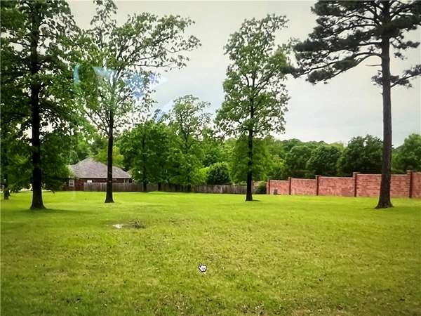 0.88 Acres of Residential Land for Sale in Holiday Island, Arkansas