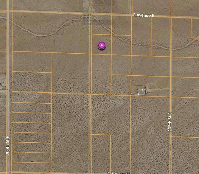 2.5 Acres of Land for Sale in Hi Vista, California