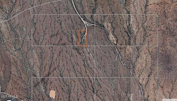 5 Acres of Land for Sale in Morristown, Arizona